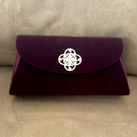 Gianni Bernini party clutch velvet bag with long shoulder bag chain. - Picture 3 of 6